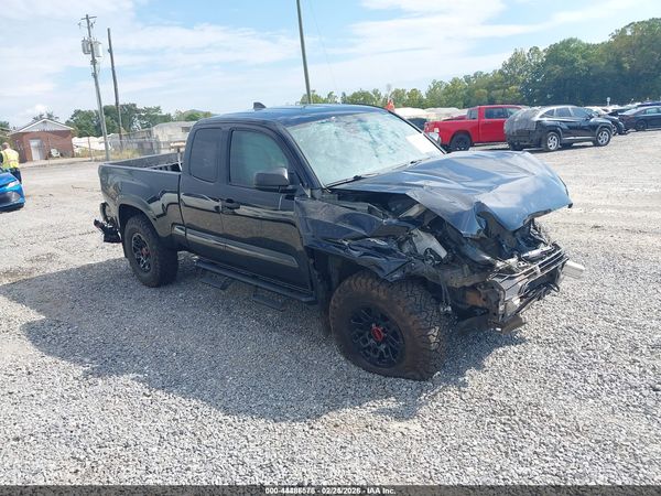 2020 TOYOTA TACOMA SR