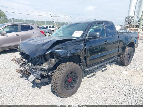 2020 TOYOTA TACOMA SR