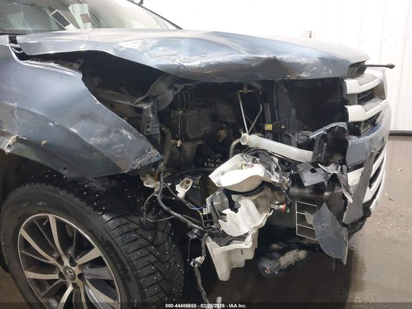 2017 TOYOTA HIGHLANDER XLE
