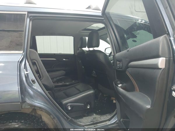 2017 TOYOTA HIGHLANDER XLE