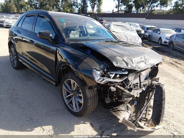 2025 AUDI Q3