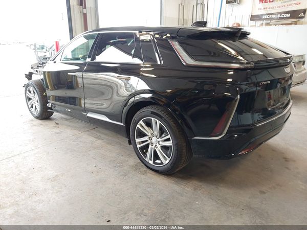 2024 CADILLAC LYRIQ TECH W/1SA