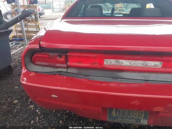 2012 DODGE CHALLENGER SXT