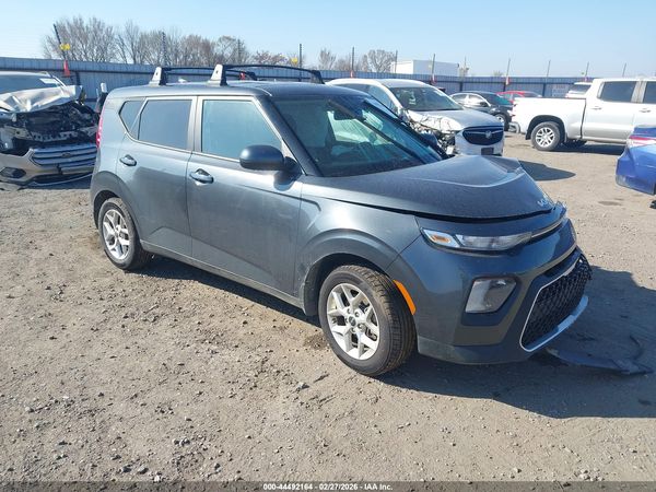 2022 KIA SOUL LX