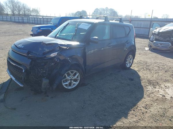 2022 KIA SOUL LX