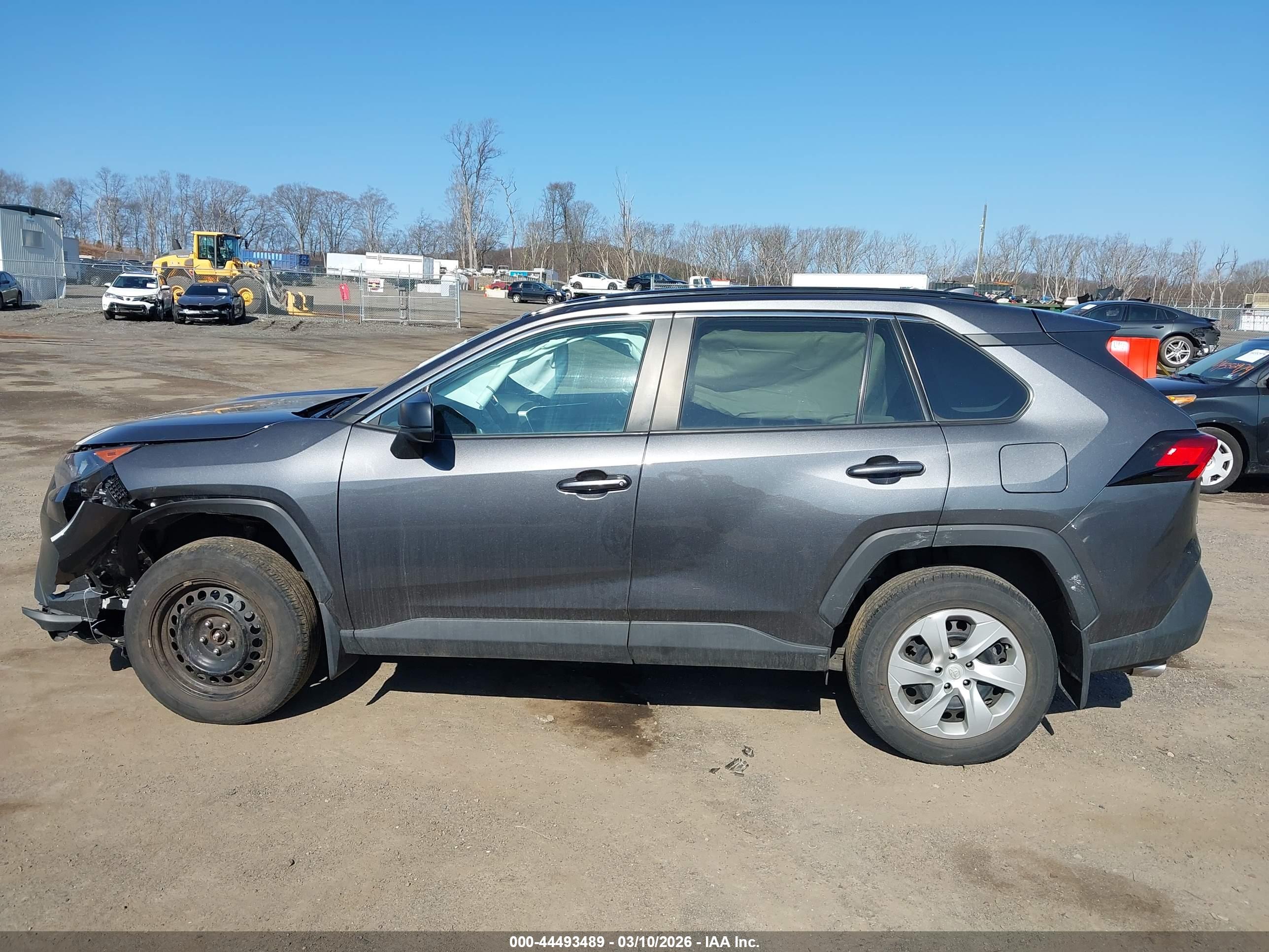 2021 TOYOTA RAV4 LE