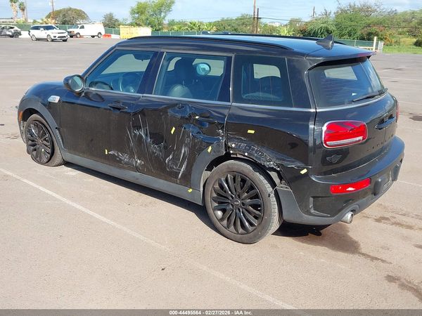 2022 MINI CLUBMAN COOPER S