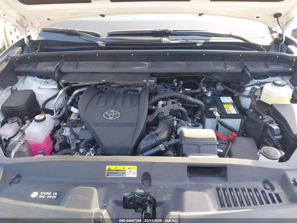 2026 TOYOTA HIGHLANDER XLE