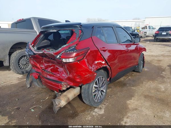 2022 NISSAN KICKS SV XTRONIC CVT