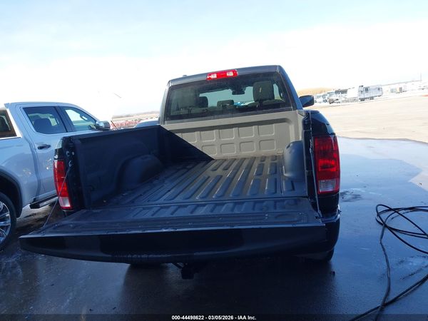2018 RAM 1500 EXPRESS  4X4 6'4 BOX