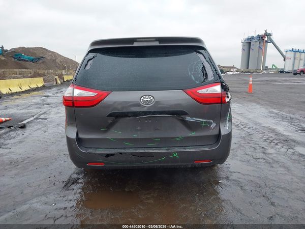 2015 TOYOTA SIENNA L 7 PASSENGER
