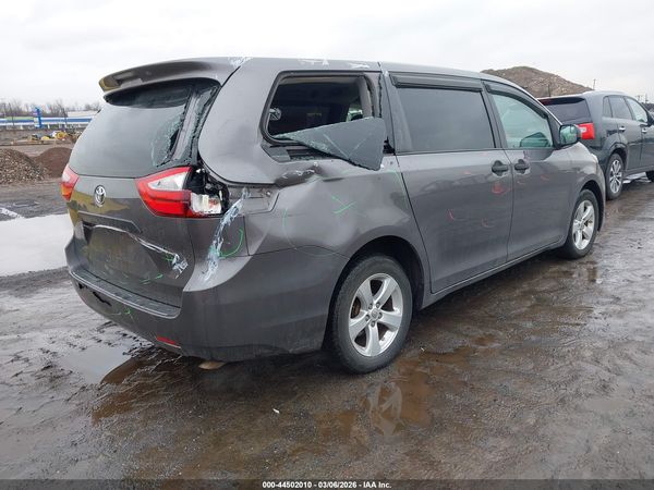 2015 TOYOTA SIENNA L 7 PASSENGER