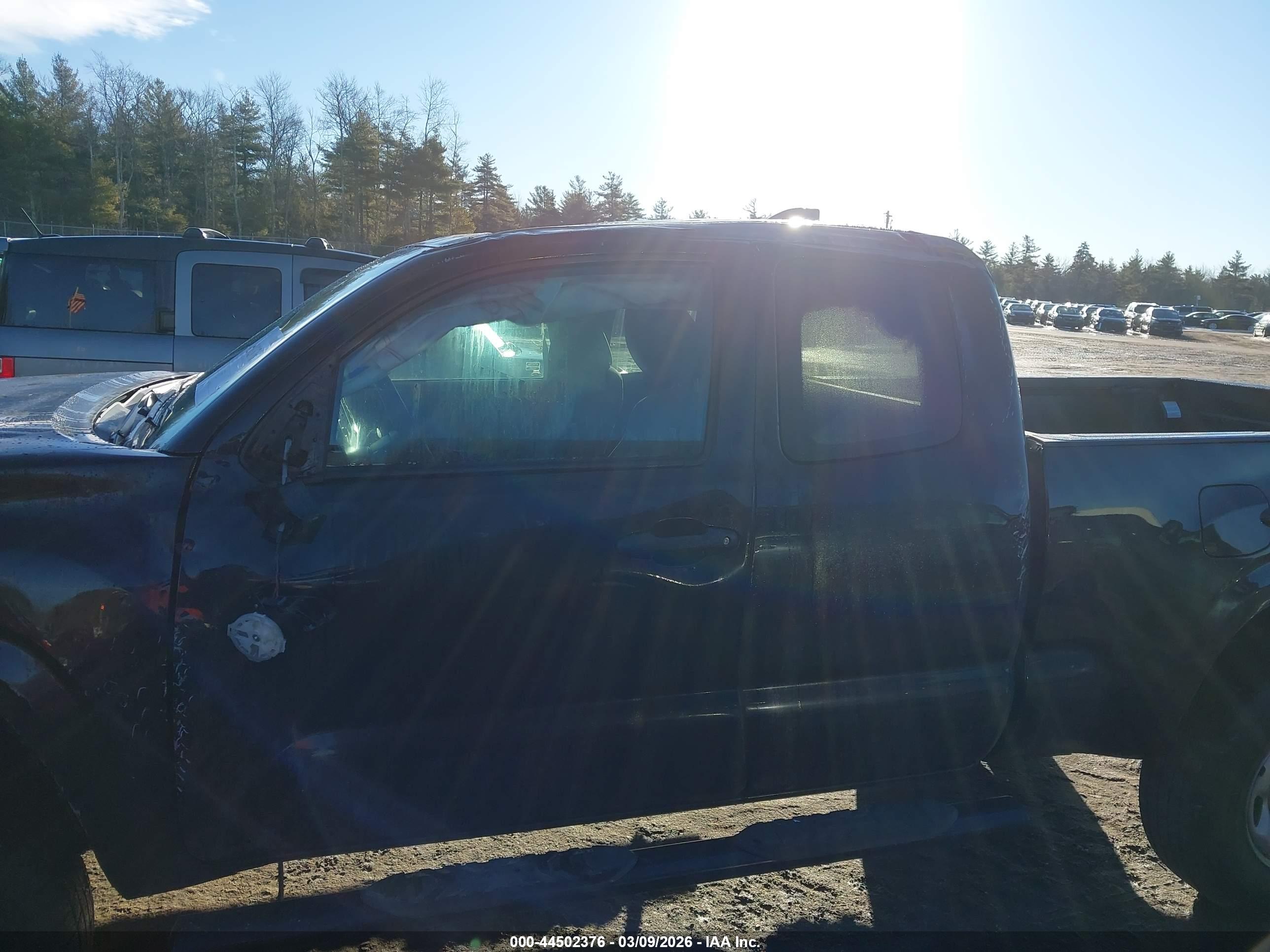 2022 TOYOTA TACOMA SR