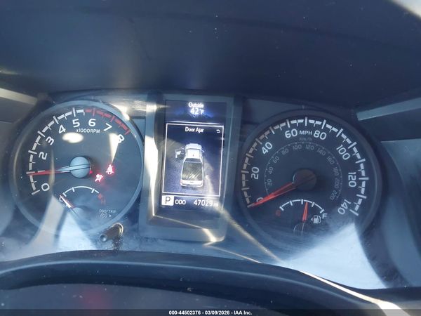 2022 TOYOTA TACOMA SR