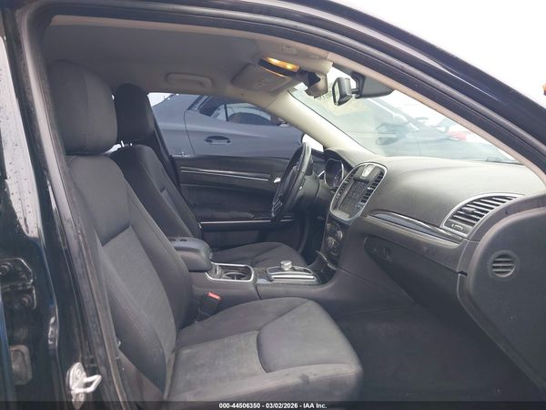 2018 CHRYSLER 300 TOURING — I5
