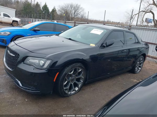 2018 CHRYSLER 300 TOURING — I117