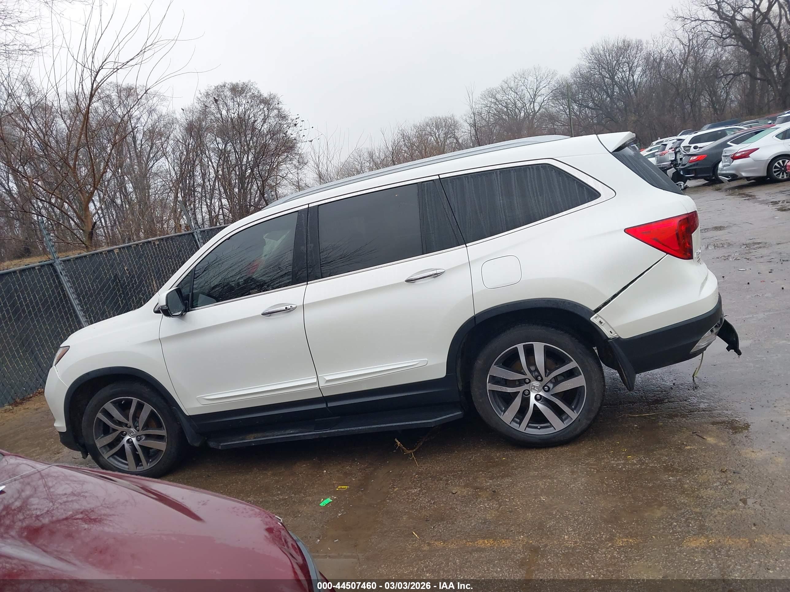2017 HONDA PILOT ELITE