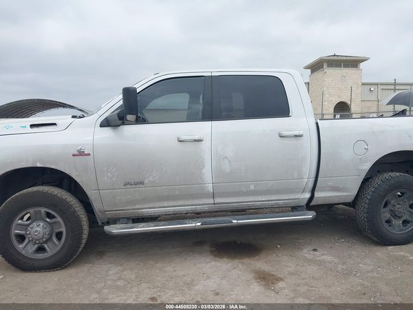 2022 RAM 2500 BIG HORN  4X4 6'4 BOX