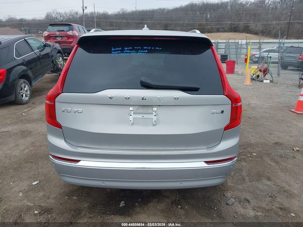 2023 VOLVO XC90 B6 ULTIMATE 6-SEATER