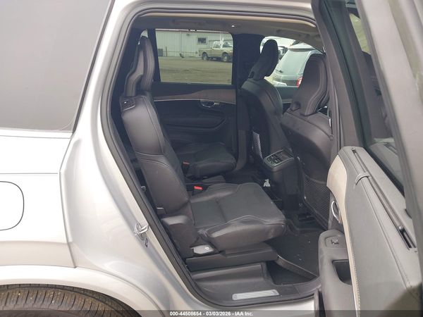 2023 VOLVO XC90 B6 ULTIMATE 6-SEATER