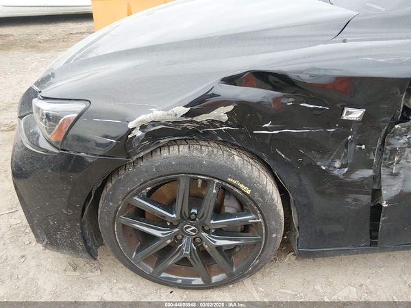 2019 LEXUS IS 300