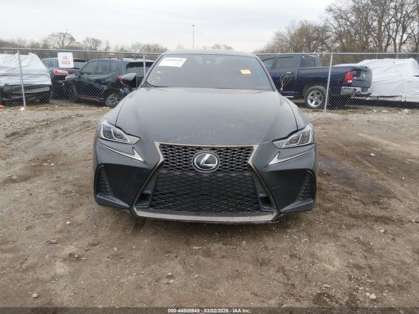2019 LEXUS IS 300