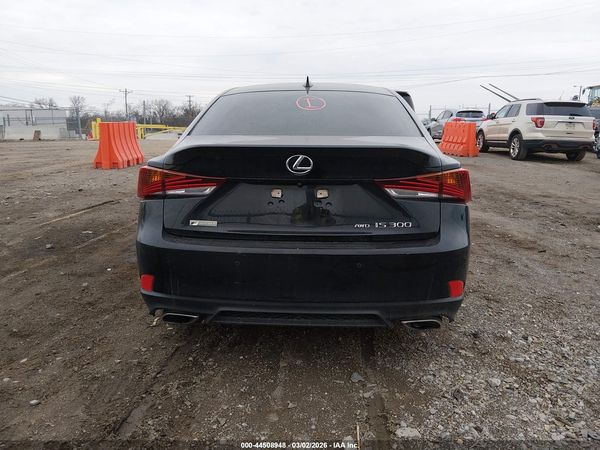 2019 LEXUS IS 300
