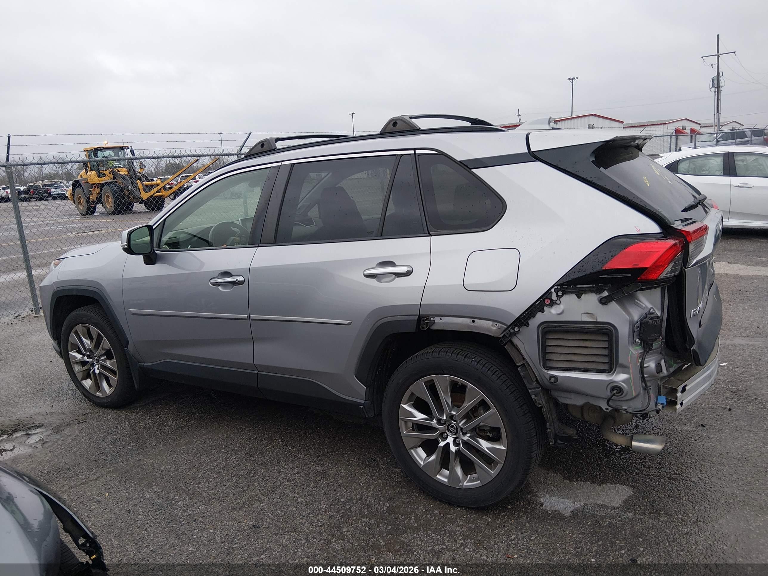 2019 TOYOTA RAV4 LIMITED