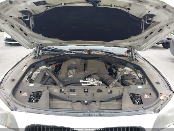 2012 BMW 740LI