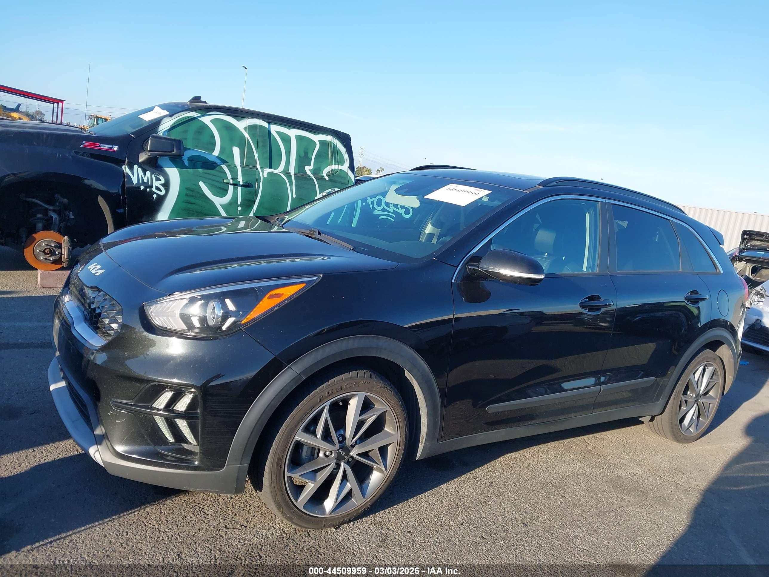 2022 KIA NIRO TOURING SE