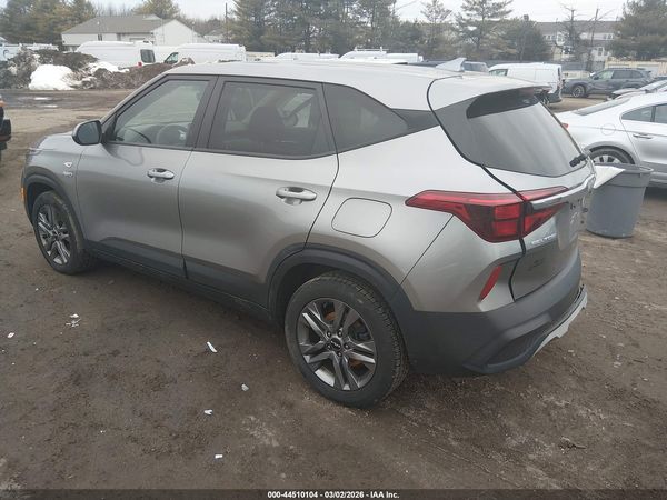 2022 KIA SELTOS LX