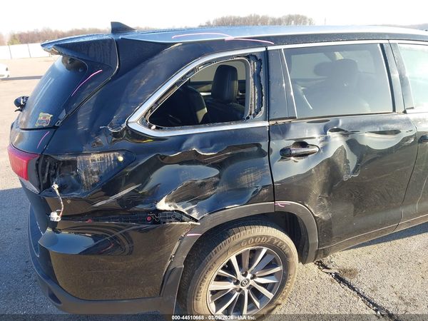 2018 TOYOTA HIGHLANDER XLE