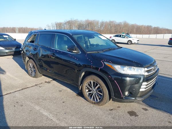 2018 TOYOTA HIGHLANDER XLE