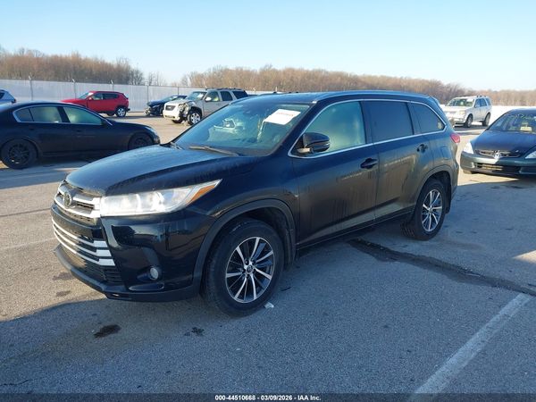 2018 TOYOTA HIGHLANDER XLE