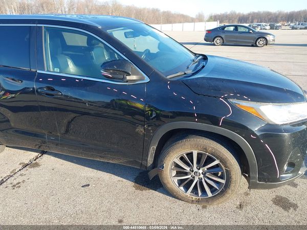 2018 TOYOTA HIGHLANDER XLE