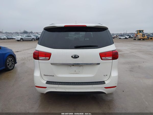 2016 KIA SEDONA LX