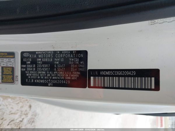 2016 KIA SEDONA LX