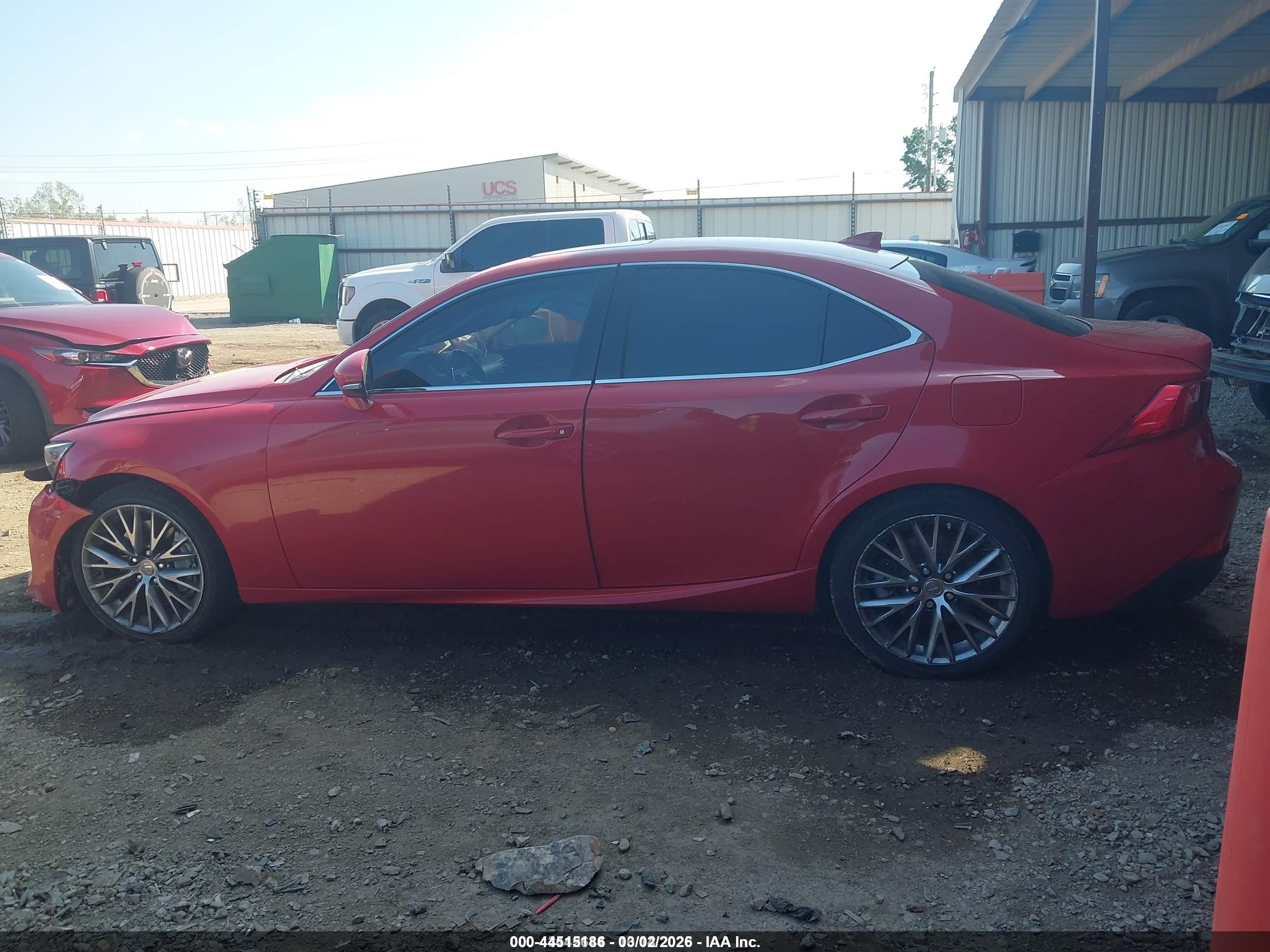 2017 LEXUS IS 200T