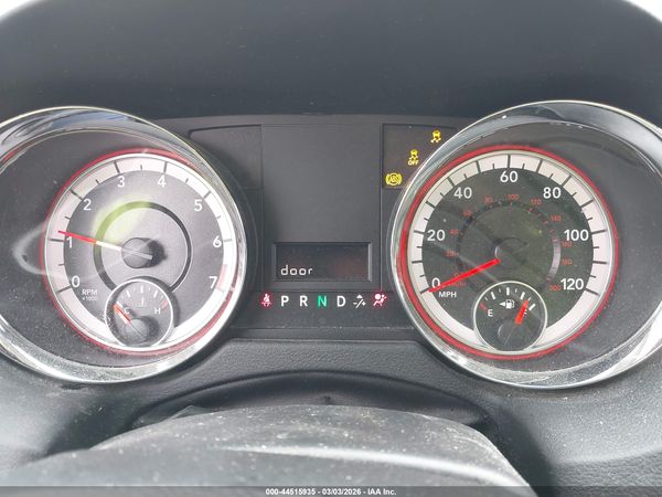2015 DODGE GRAND CARAVAN SE — I7