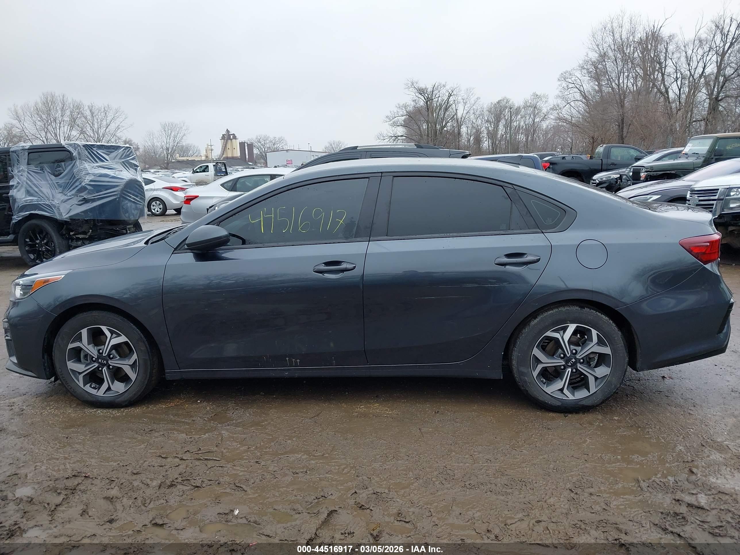 2021 KIA FORTE LXS