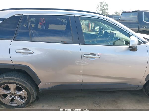 2019 TOYOTA RAV4 HYBRID XLE