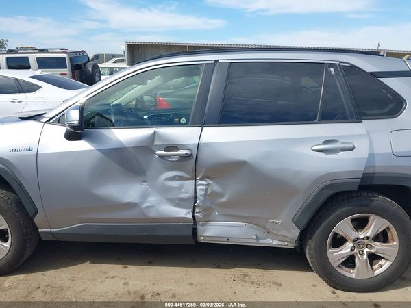 2019 TOYOTA RAV4 HYBRID XLE