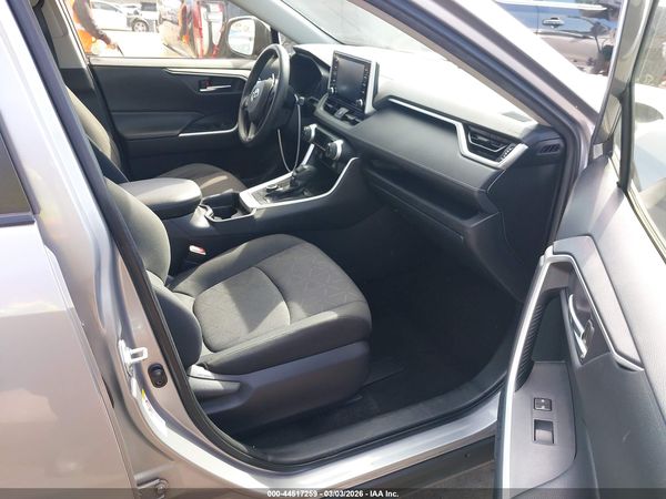 2019 TOYOTA RAV4 HYBRID XLE