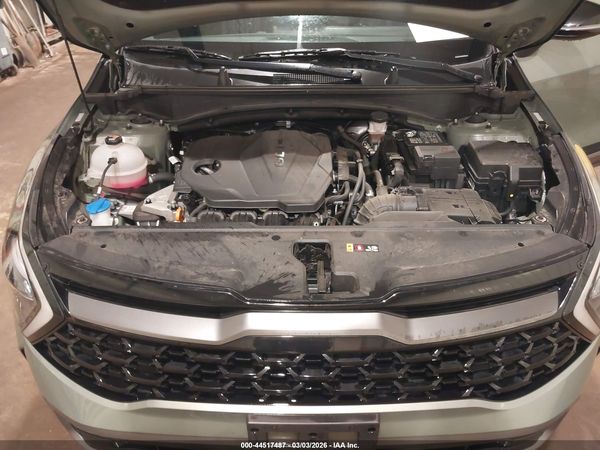 2023 KIA SPORTAGE X-LINE