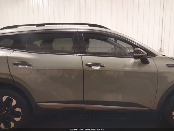 2023 KIA SPORTAGE X-LINE