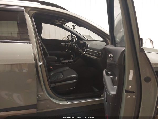 2023 KIA SPORTAGE X-LINE