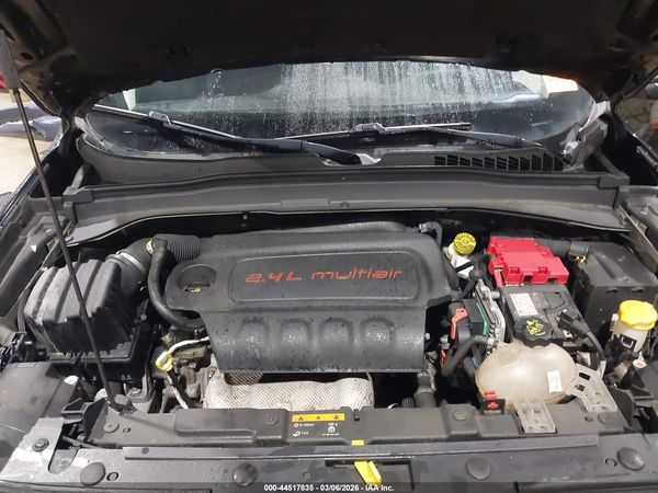 2019 JEEP RENEGADE LATITUDE 4X4