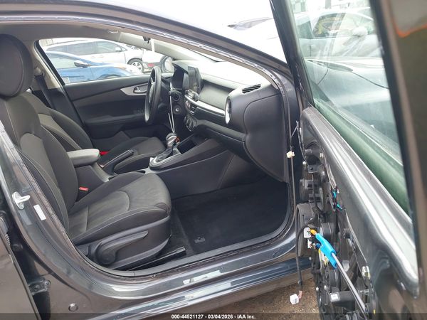 2024 KIA FORTE LX