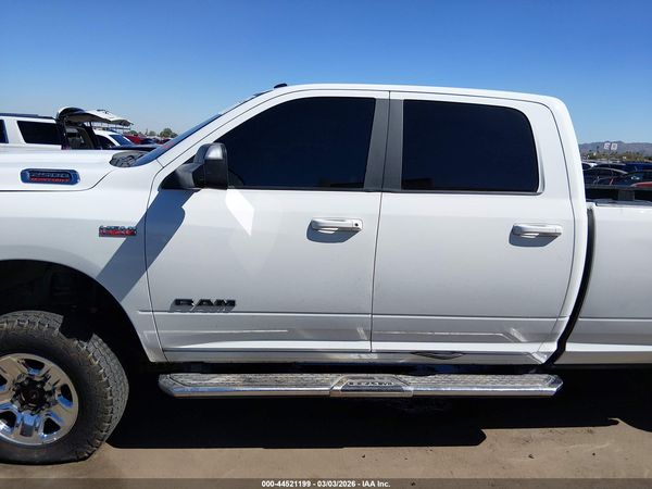 2020 RAM 2500 BIG HORN  4X4 8' BOX