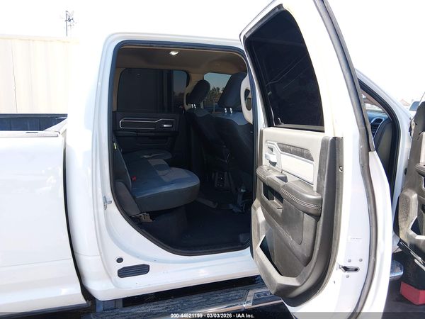 2020 RAM 2500 BIG HORN  4X4 8' BOX